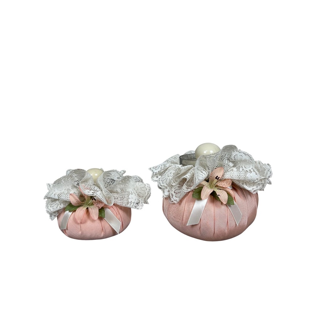 2‎ Vintage Pink Satin Lace Flower Powder Jars Vanity Handmade Display Decor Set